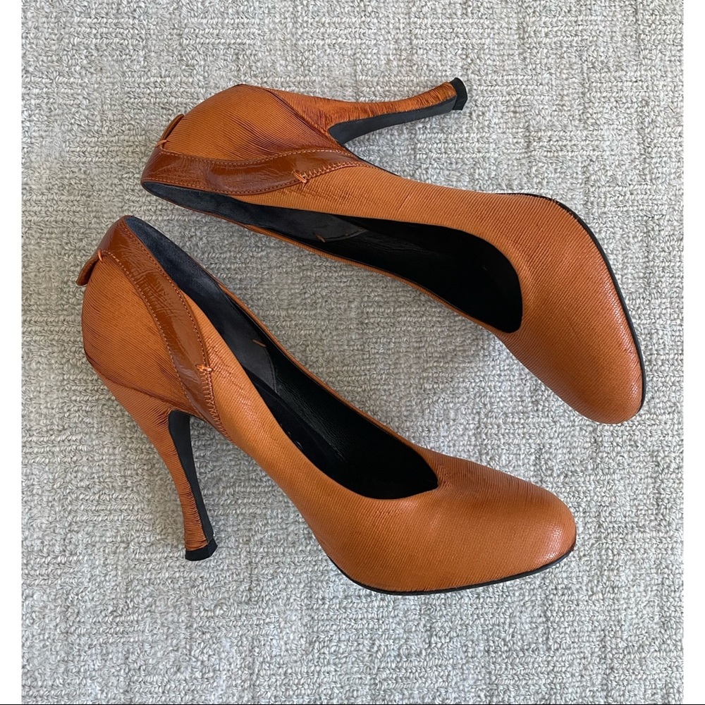 Rochas Textured Leather Round Toe Heels